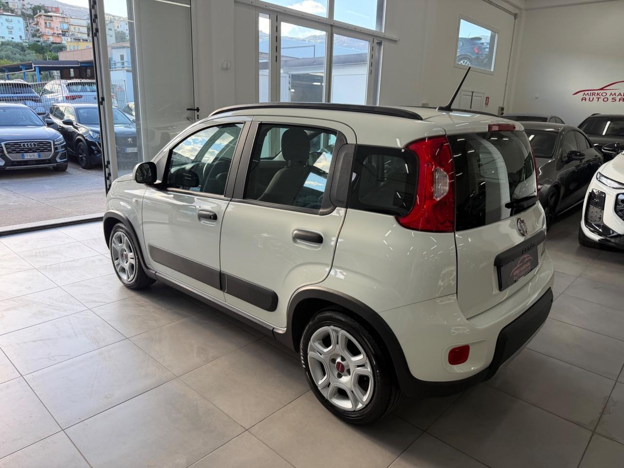 Fiat Panda 1.0 FireFly S&S Hybrid City FINANZIABILE