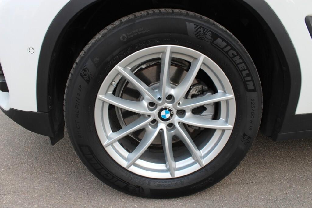 BMW X3 xDrive 20d 190cv *CAMERA *CARPLAY