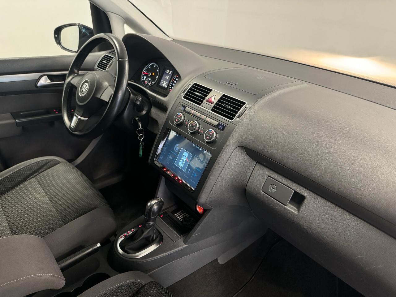 Volkswagen Touran Business 1.6 TDI DSG Comfortline 7 POSTI