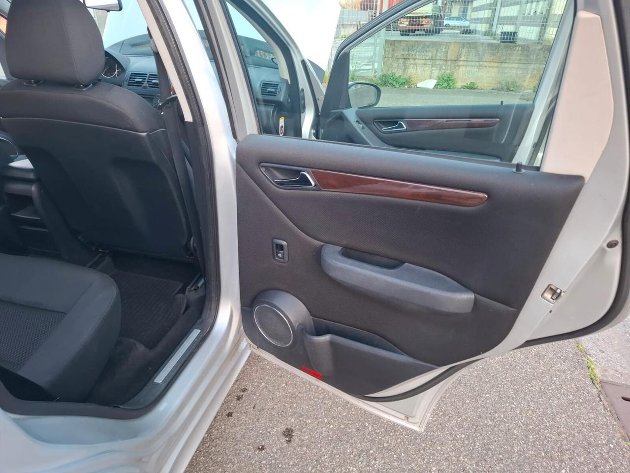 Mercedes-benz A 160 CDI SOLO 128.000 KM