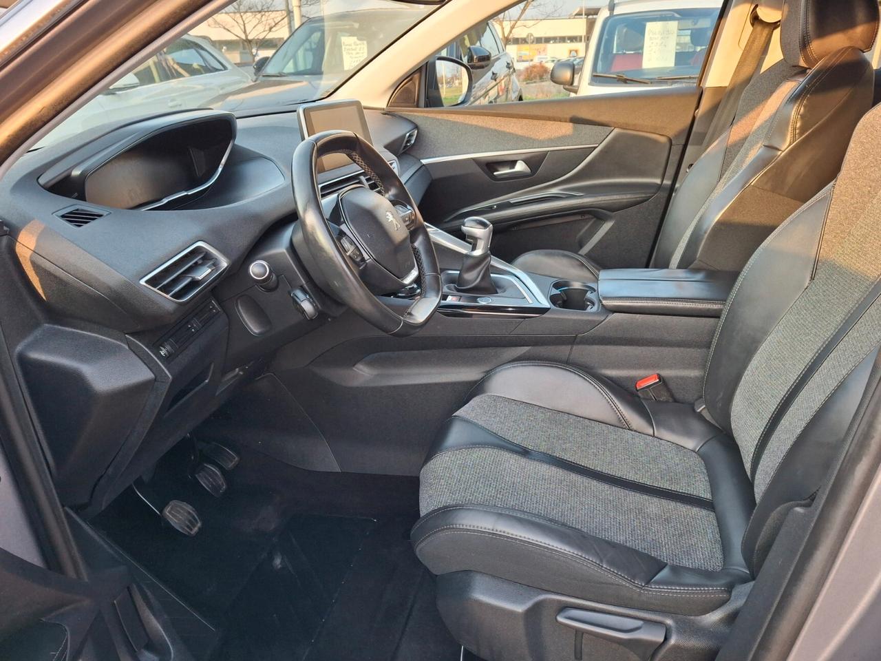 Peugeot 3008 BlueHDi 120 S&S Allure