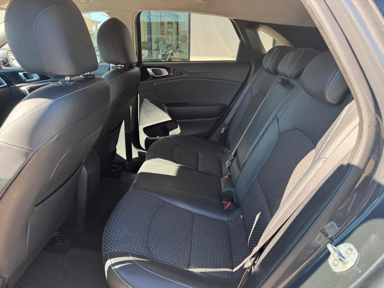 Kia Ceed 1.4 T-GDi 5p. Evolution