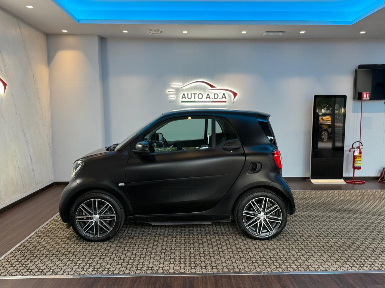 Smart ForTwo EQ BRABUS Style Parisblue