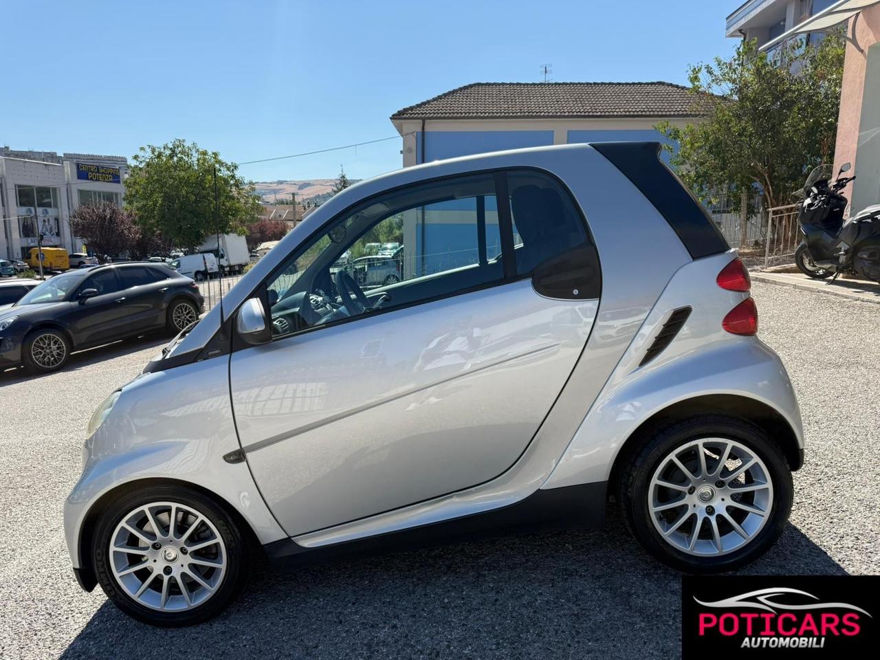 Smart ForTwo 800 33 kW coupé pure cdi