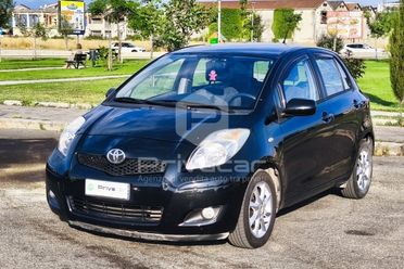TOYOTA Yaris 1.4 D-4D DPF 5 porte