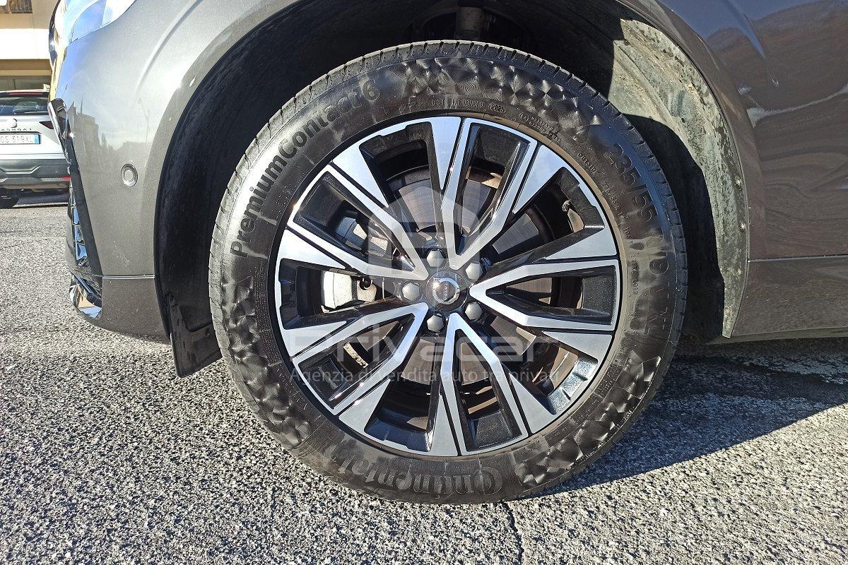 VOLVO XC60 B4 (d) automatico Plus Dark
