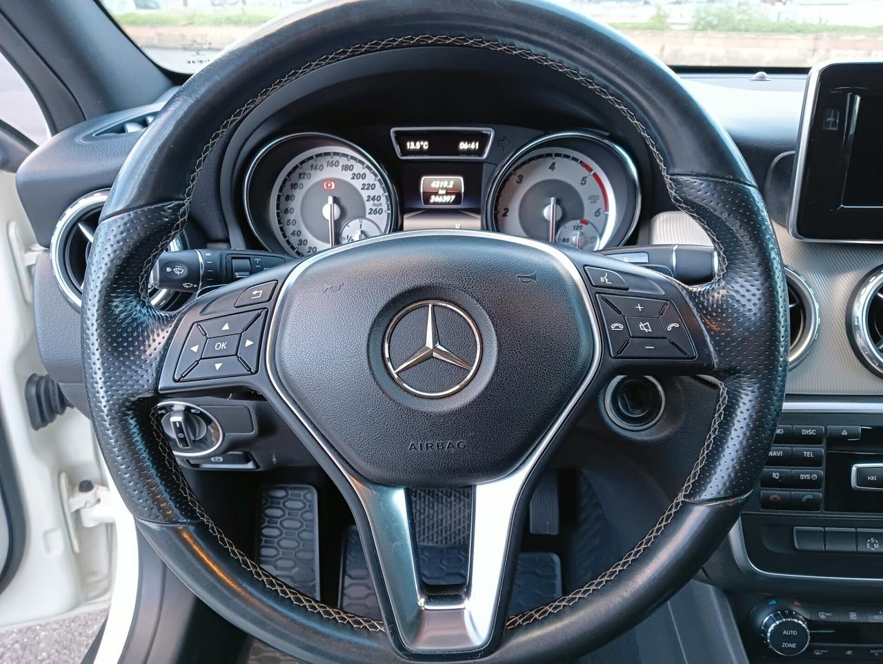 Mercedes-benz GLA 220 d LEGGERE DESCRIZIONE