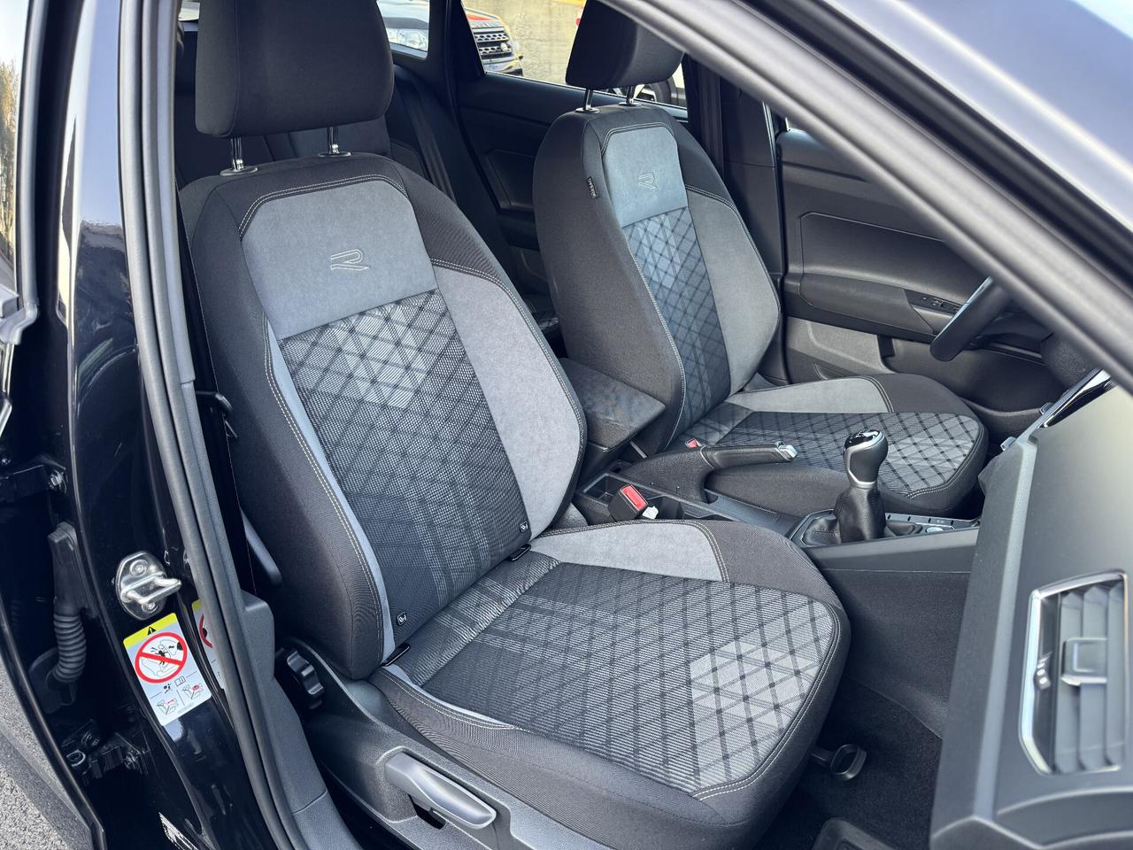 Volkswagen Taigo 1.0 TSI 115 CV R-Line