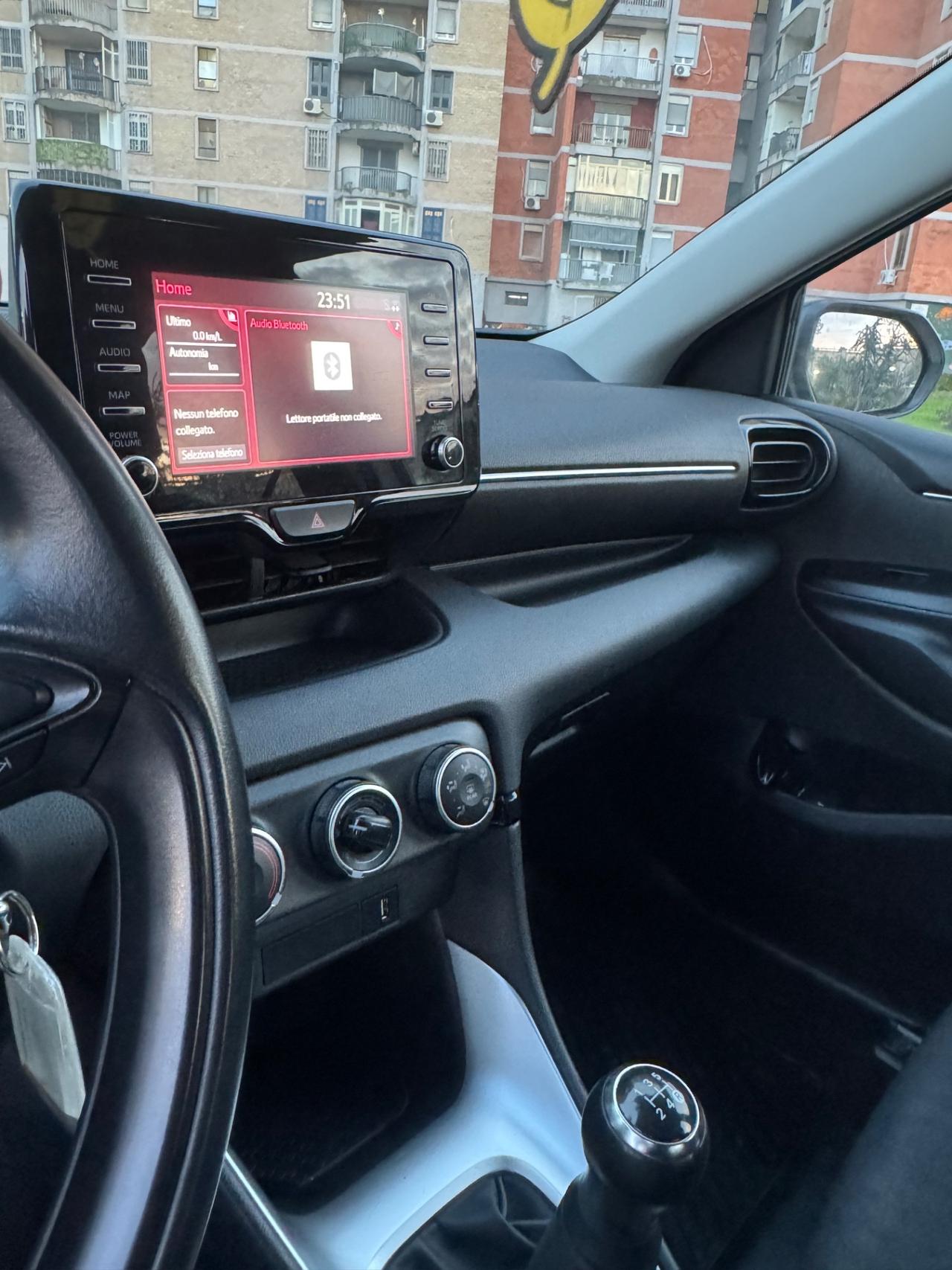 Toyota Yaris 1.0 5 porte Trend