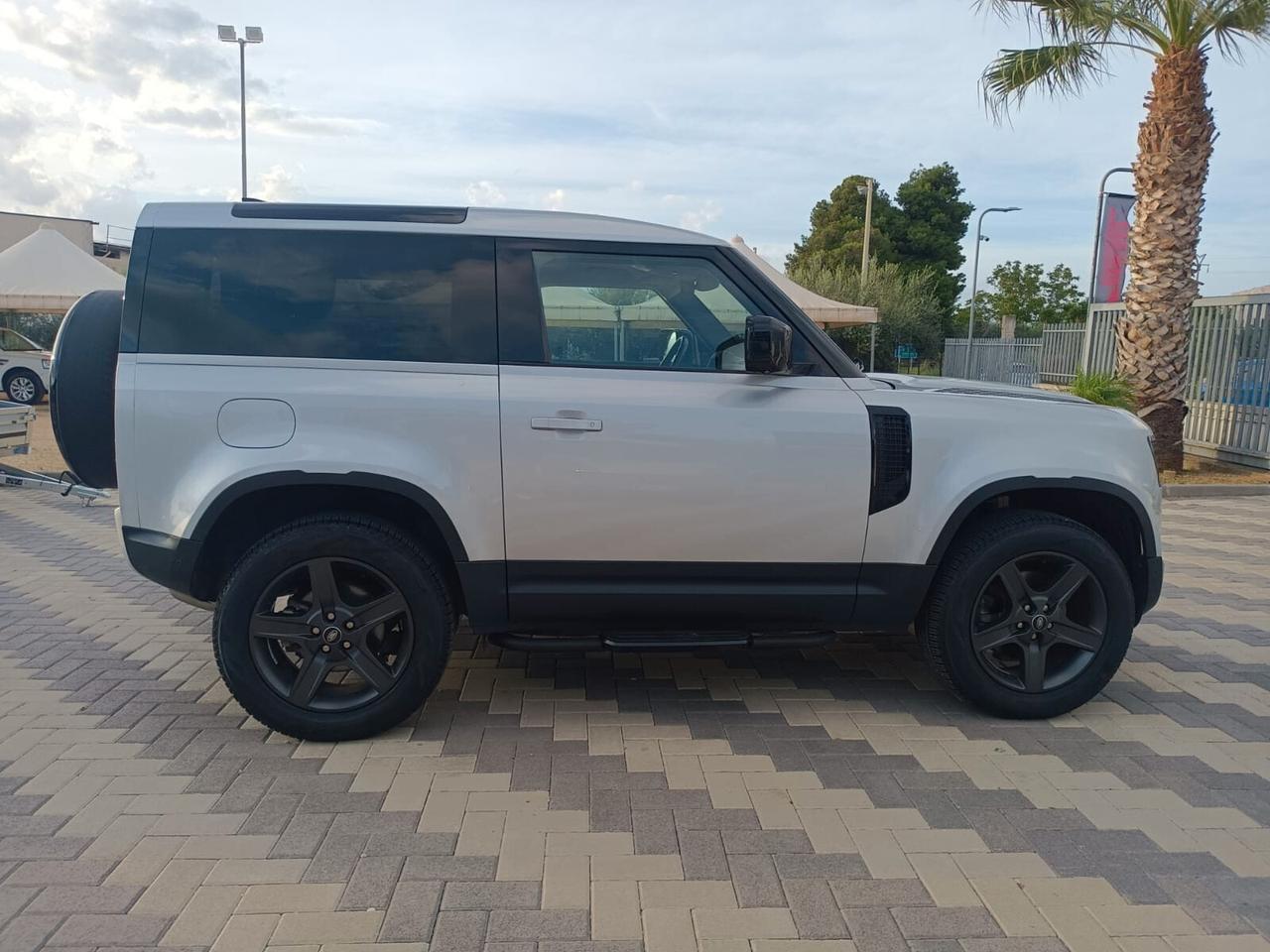 Land Rover Defender 90 3.0D I6 200 CV AWD Auto SE