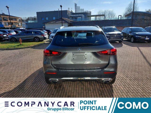 MERCEDES-BENZ GLA 200 Automatic Progressive Line Advanced Mild Hybrid