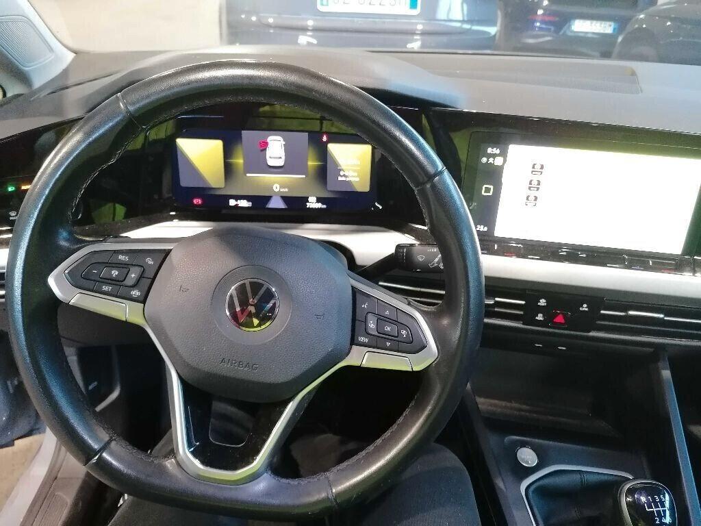 Volkswagen Golf 1.0 TSI EVO Life 09/2022