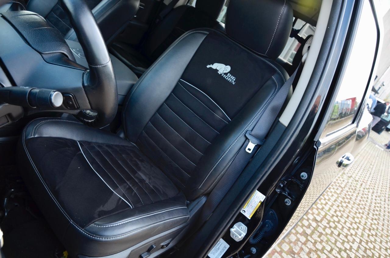 Dodge RAM 1500 5.7 V8 BIG HORN 401cv AT8