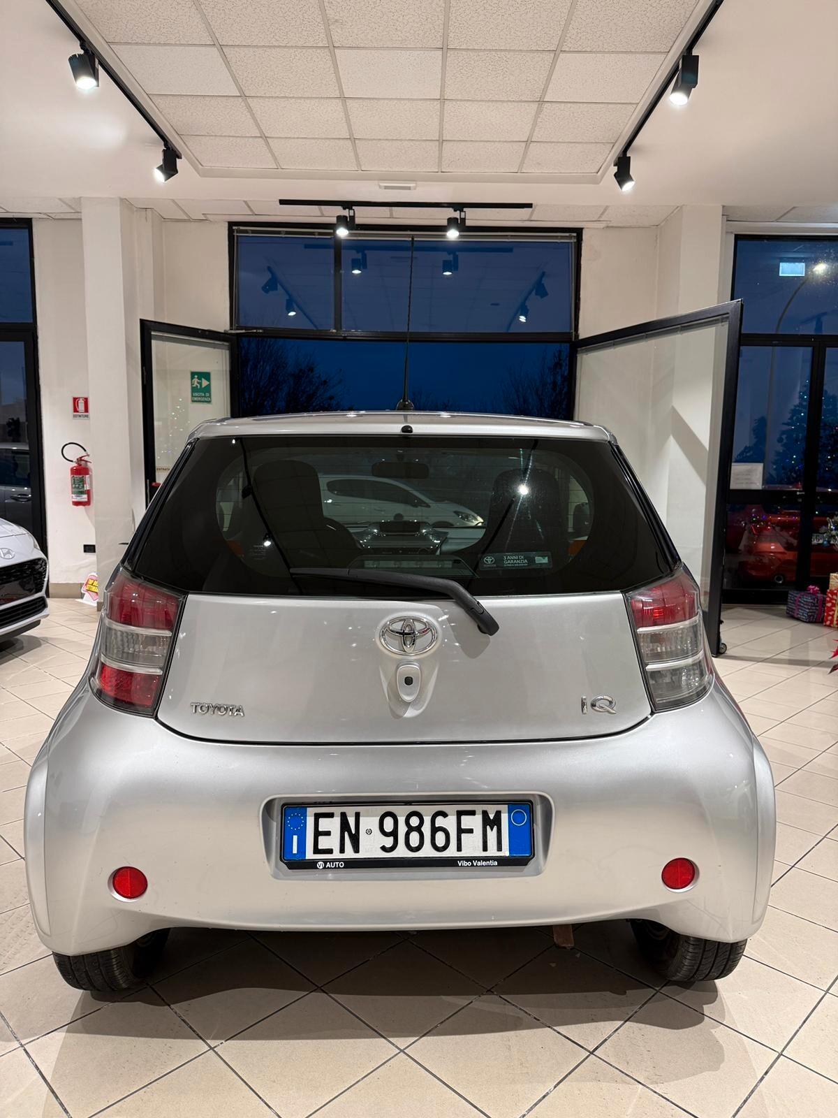 Toyota iQ 1.0 Sol