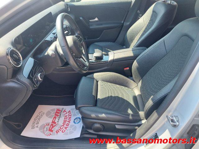 MERCEDES-BENZ A 250 e hybrid EQ Business Plug In Hybrid