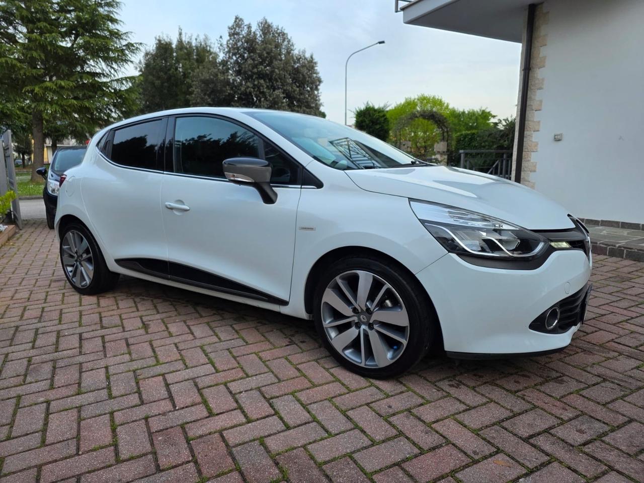 Renault Clio 1.5 dCi 8V 75CV 5 porte Costume National