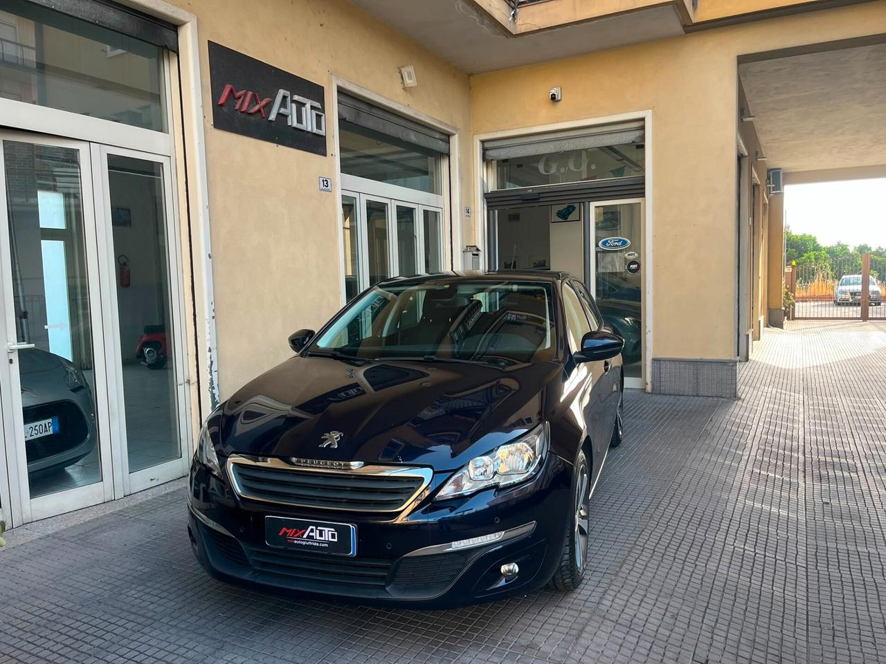 Peugeot 308 1.6 HDi 100cv Buisness