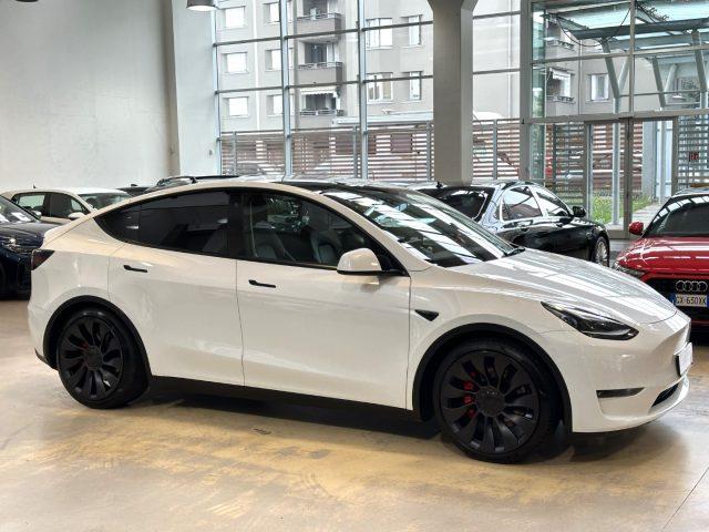 TESLA Model Y Long Range Dual Motor AWD - IVA Esposta
