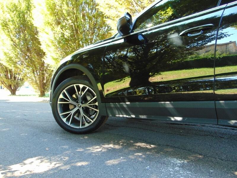 AUDI Q8 Q8 45 TDI quattro tiptronic