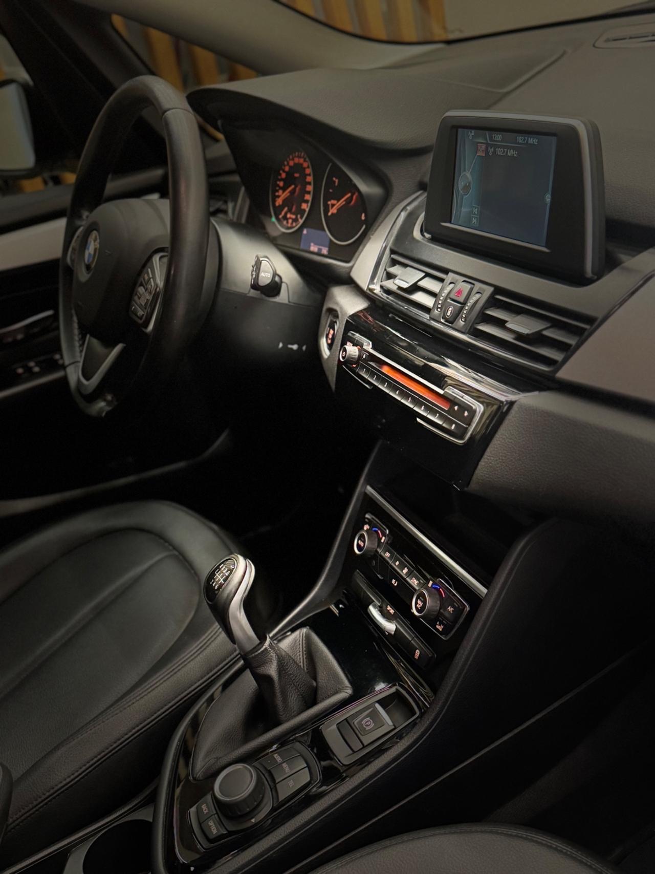 BMW 220 LUXURY ACTIVE NAVI PELLE XENO 4X4 UNICOPROPRIETARIO