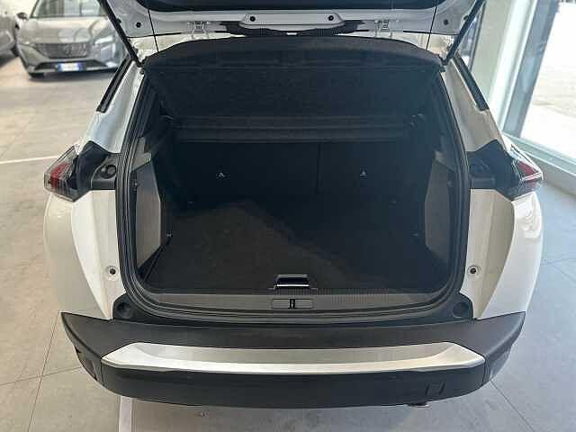 Peugeot 2008 BlueHDi 110 S&S Allure Pack