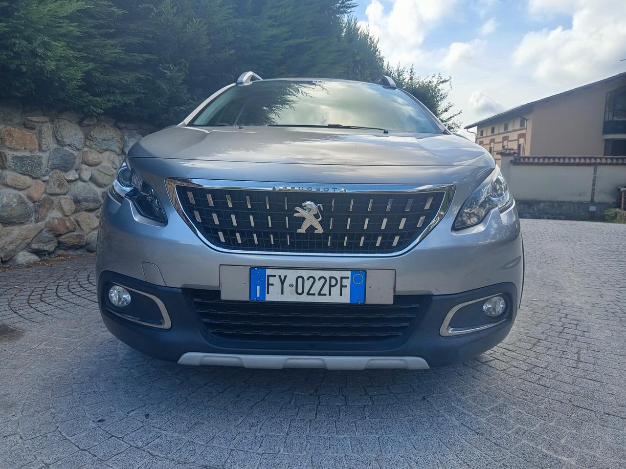 Peugeot 2008 BlueHDi 100 S&S Allure