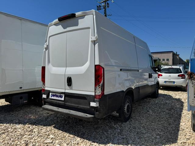 IVECO Daily 35S12V 2.3 HPT PM-SL-TM Furgone