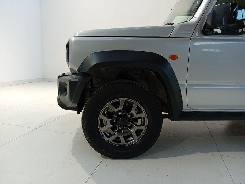 Suzuki Jimny Jimny 1.5 5MT Top 4 POSTI