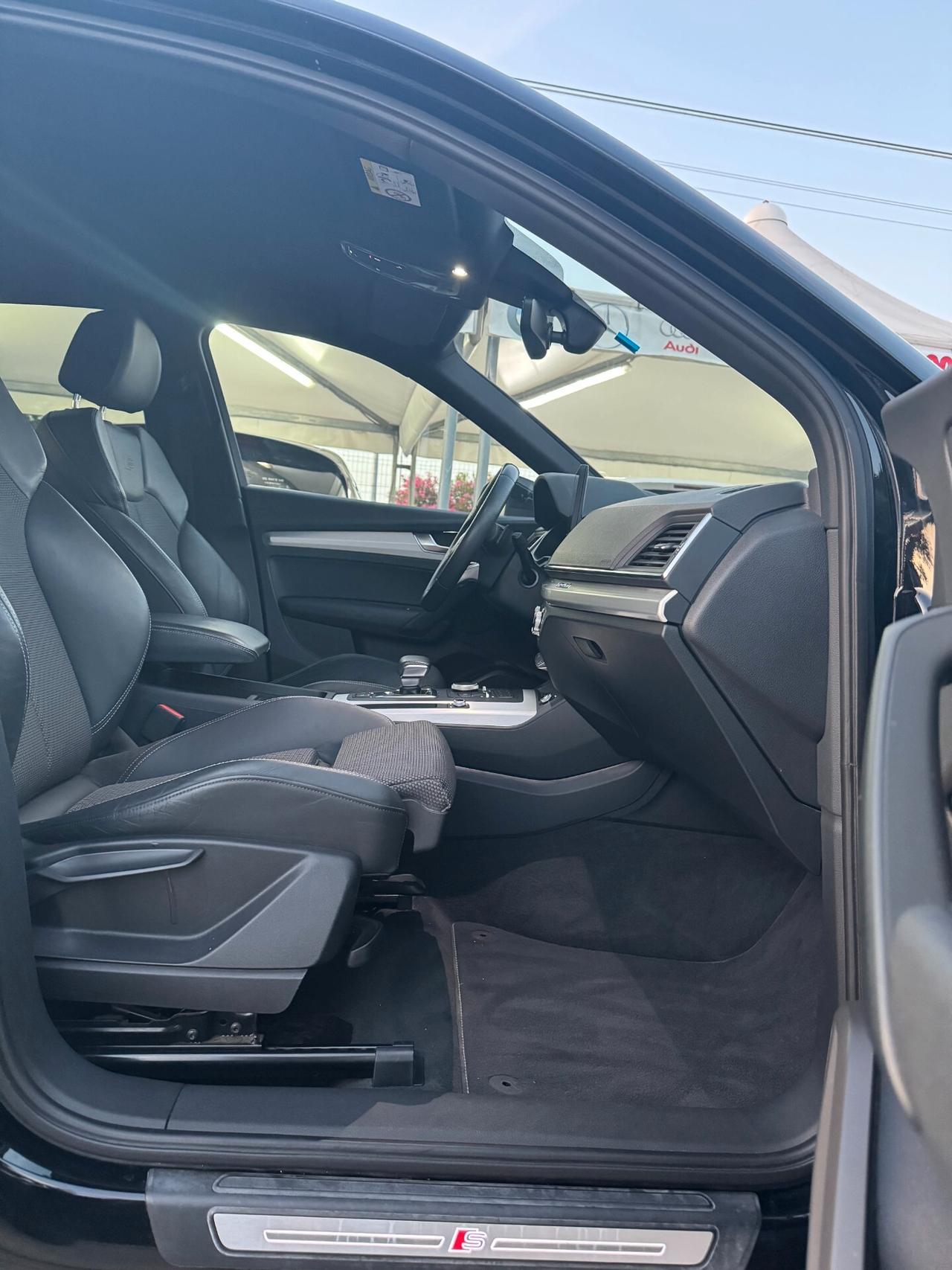 AUDI Q5 2.0 S-LINE INTERNO ED ESTERNO