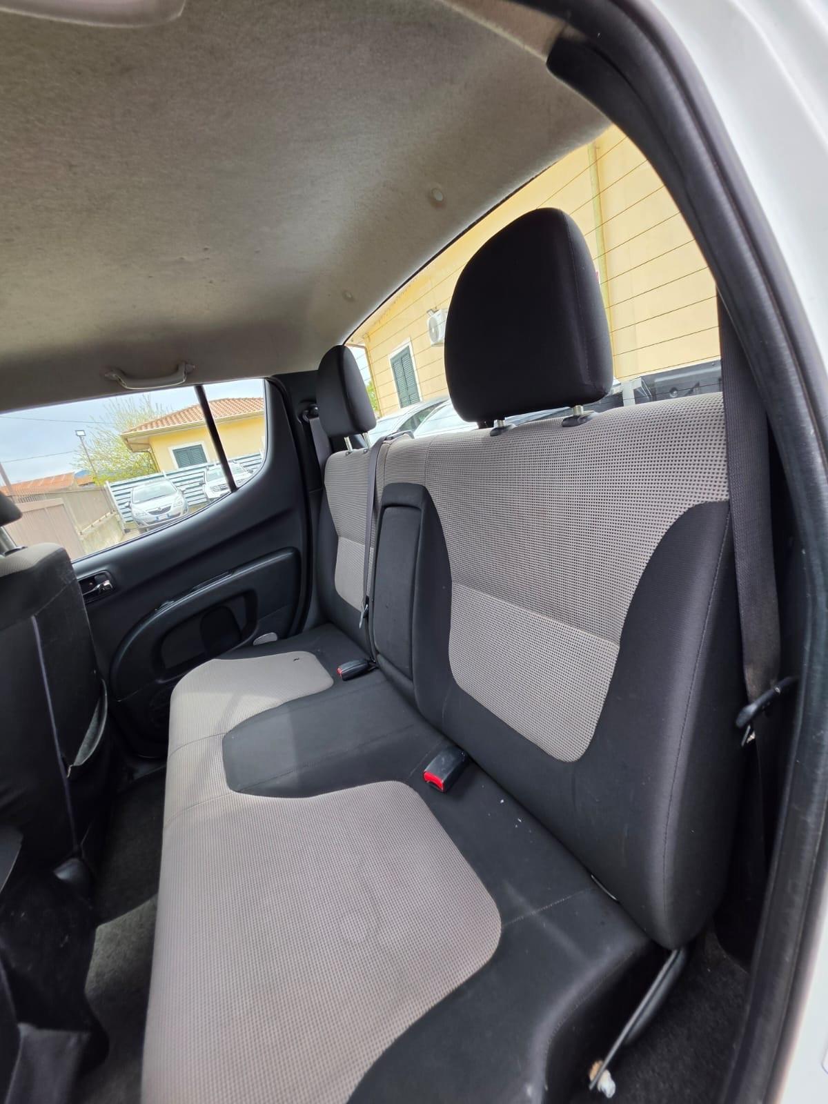 Mitsubishi L200 4x4 anno 2016 prezzo iva compresa