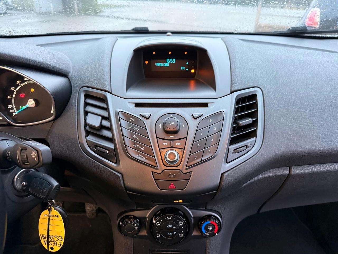 Ford Fiesta 1.4 Gpl Neopatentati