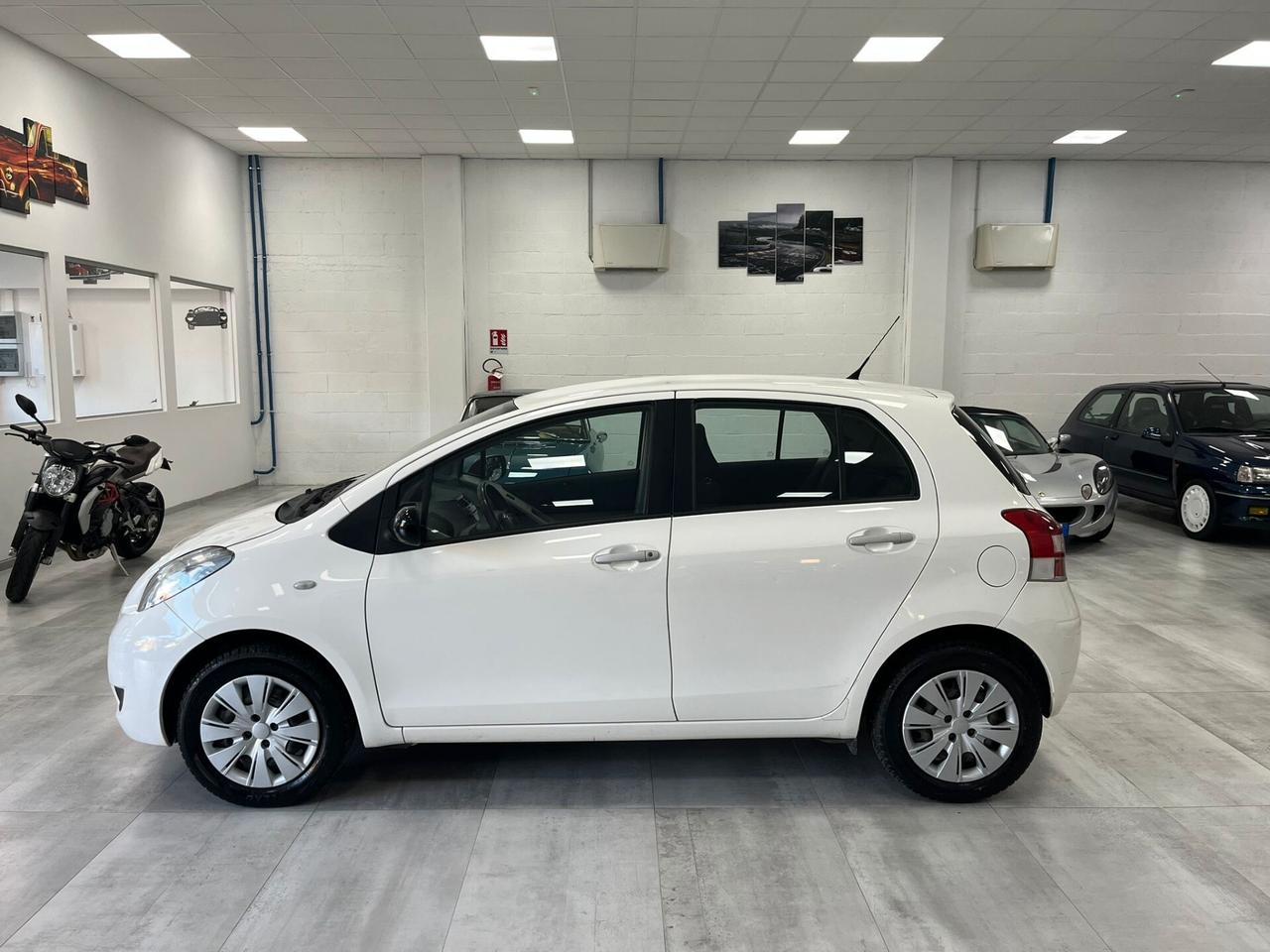 Toyota Yaris 5p 1.0