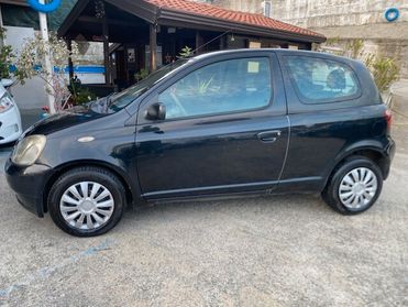 Toyota Yaris 1.0i 16V cat 3 porte