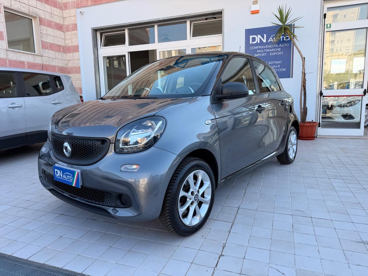 Smart ForFour 70 1.0 Youngster