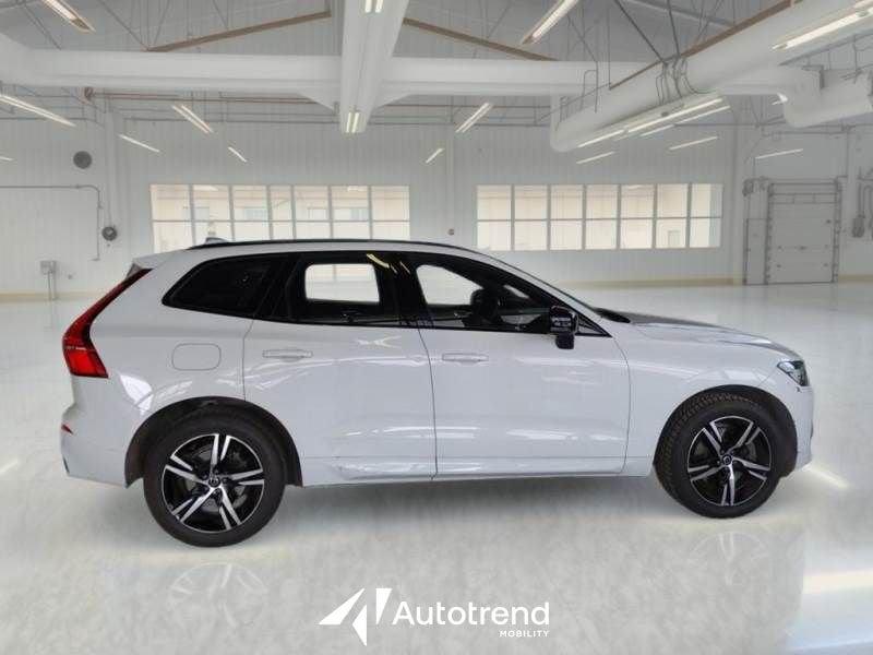 Volvo XC60 B4 197+14 CV Mild Hybrid Diesel Automatico R-Design