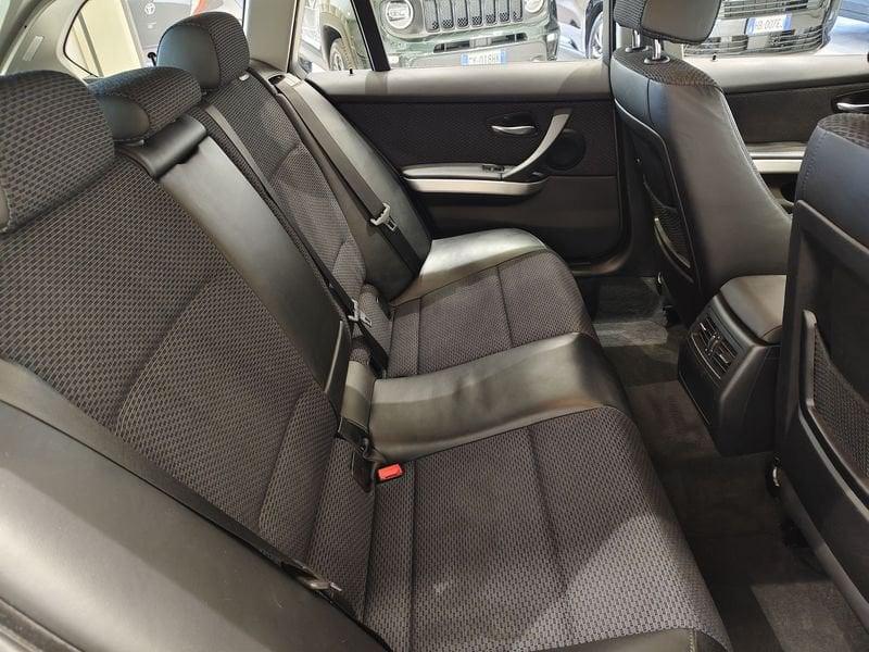 BMW Serie 3 320d CAT Touring xdrive Attiva*4x4*