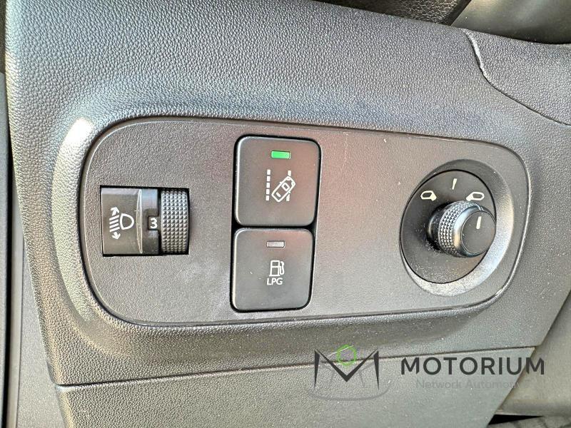 Citroen C3 PureTech 82 GPL Shine GARANZIA 24 MESI