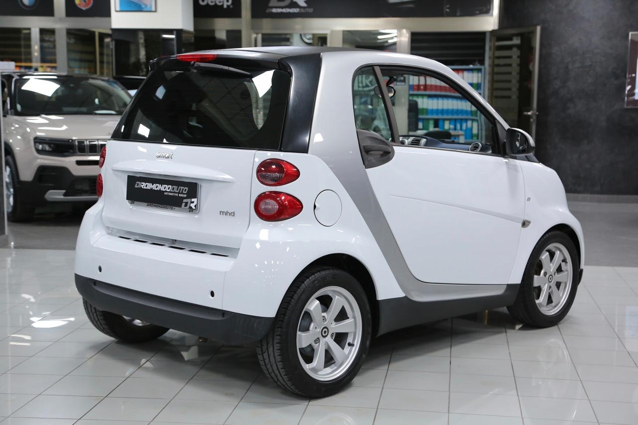 Smart forTwo 1000 70 cv auto