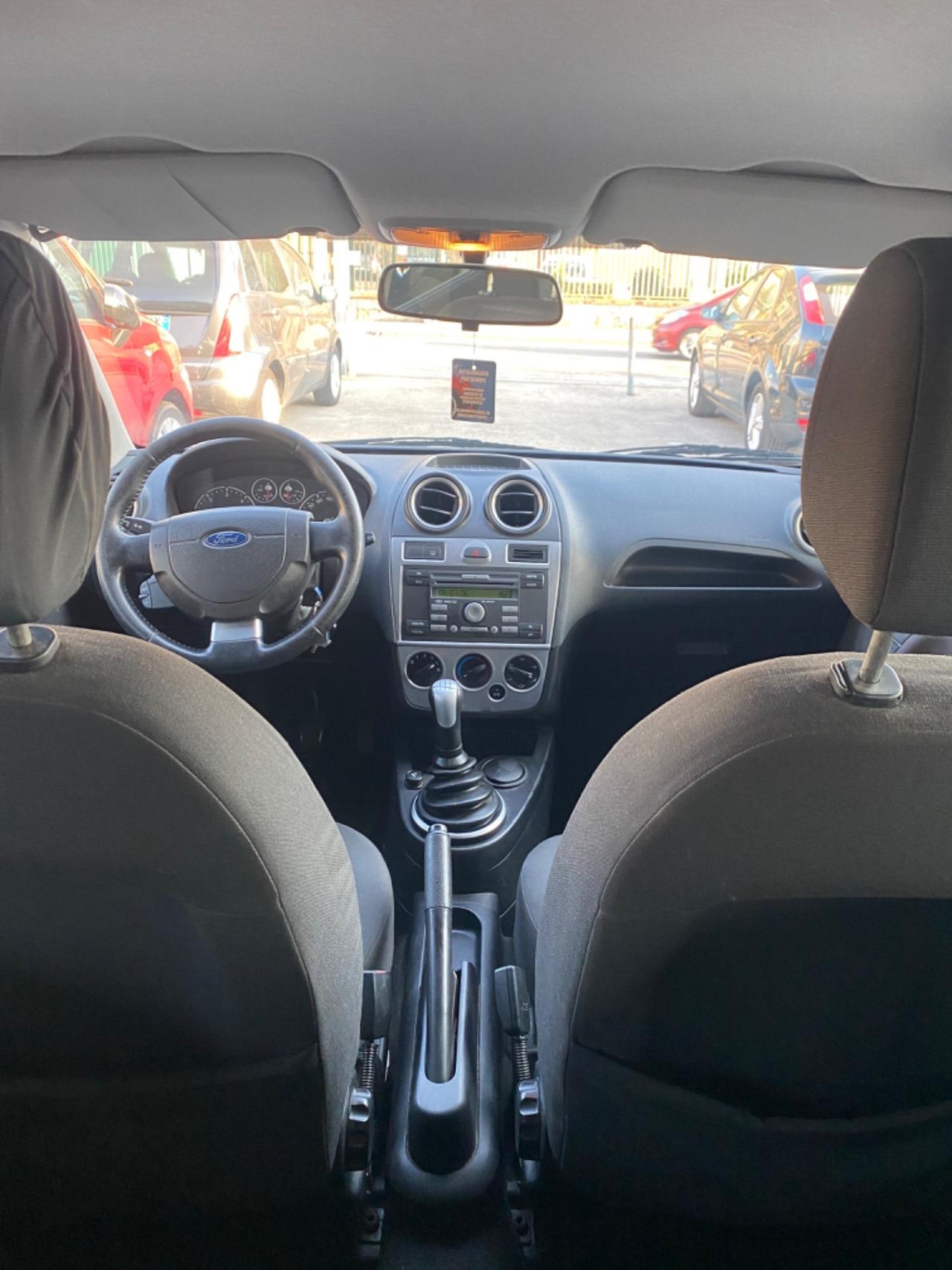 Ford Fiesta 1.4 TDCi 2006 TAGLIANDATA