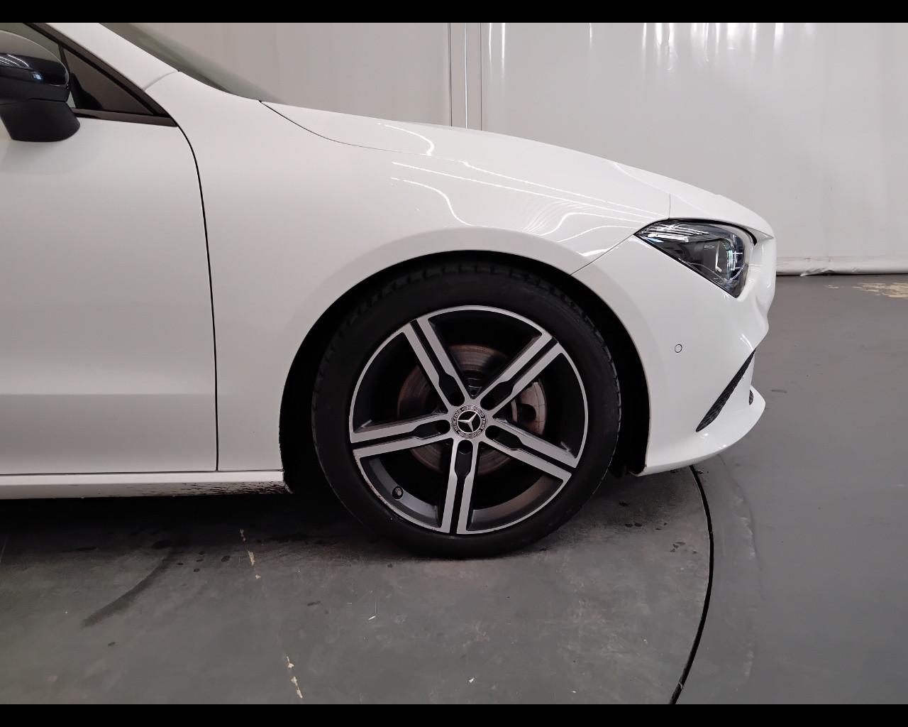 Mercedes-Benz CLA Sh.Brake - X118 - CLA Shooting Brake 180 d Sport auto