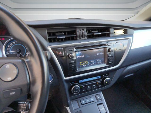 TOYOTA Auris 1.8 Hybrid 5 porte Active