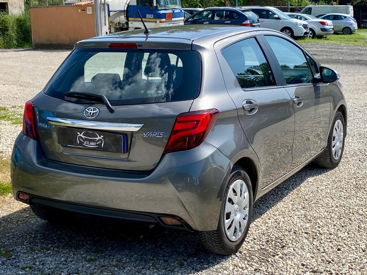 Toyota Yaris 1.0 5 porte