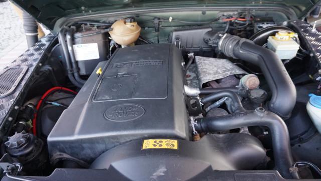 LAND ROVER Defender 110 2.5 Td5 cat S.W. S