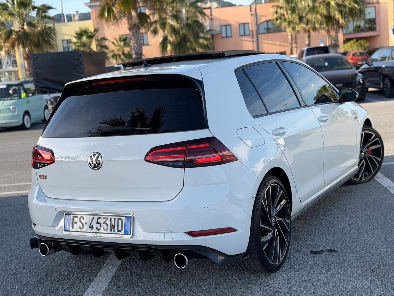Volkswagen Golf GTI Performance 2.0 245 CV TSI DSG