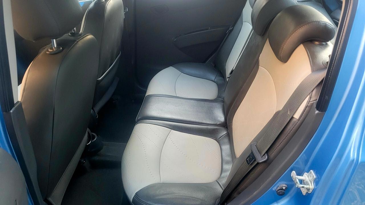 Chevrolet Spark 1.0 LT