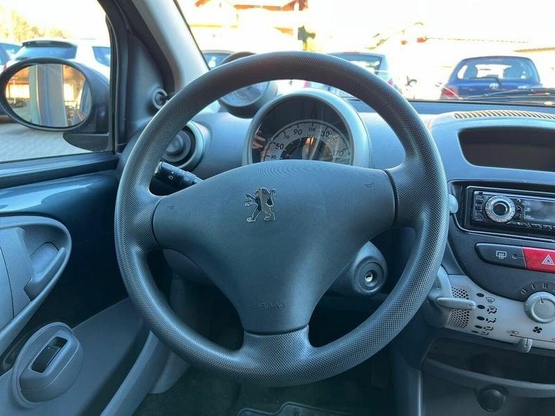 Peugeot 107 1.0 68CV 5p. Desir