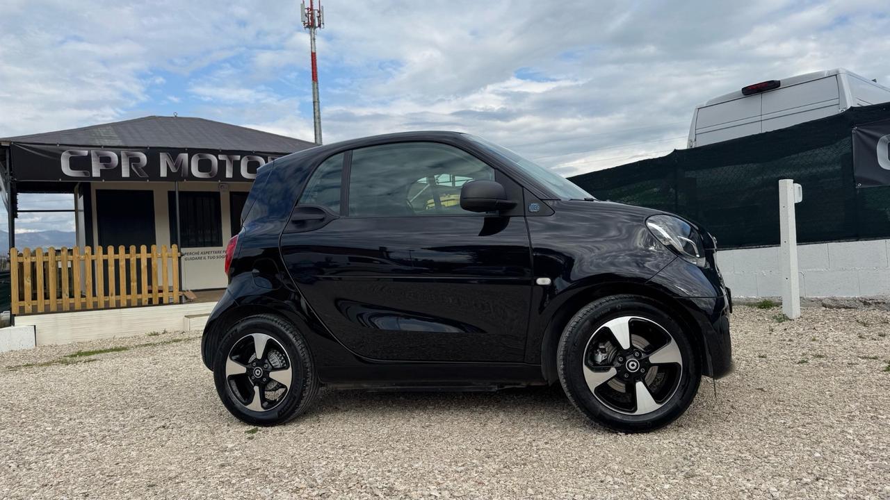 Smart ForTwo EQ Berlin Black Passion