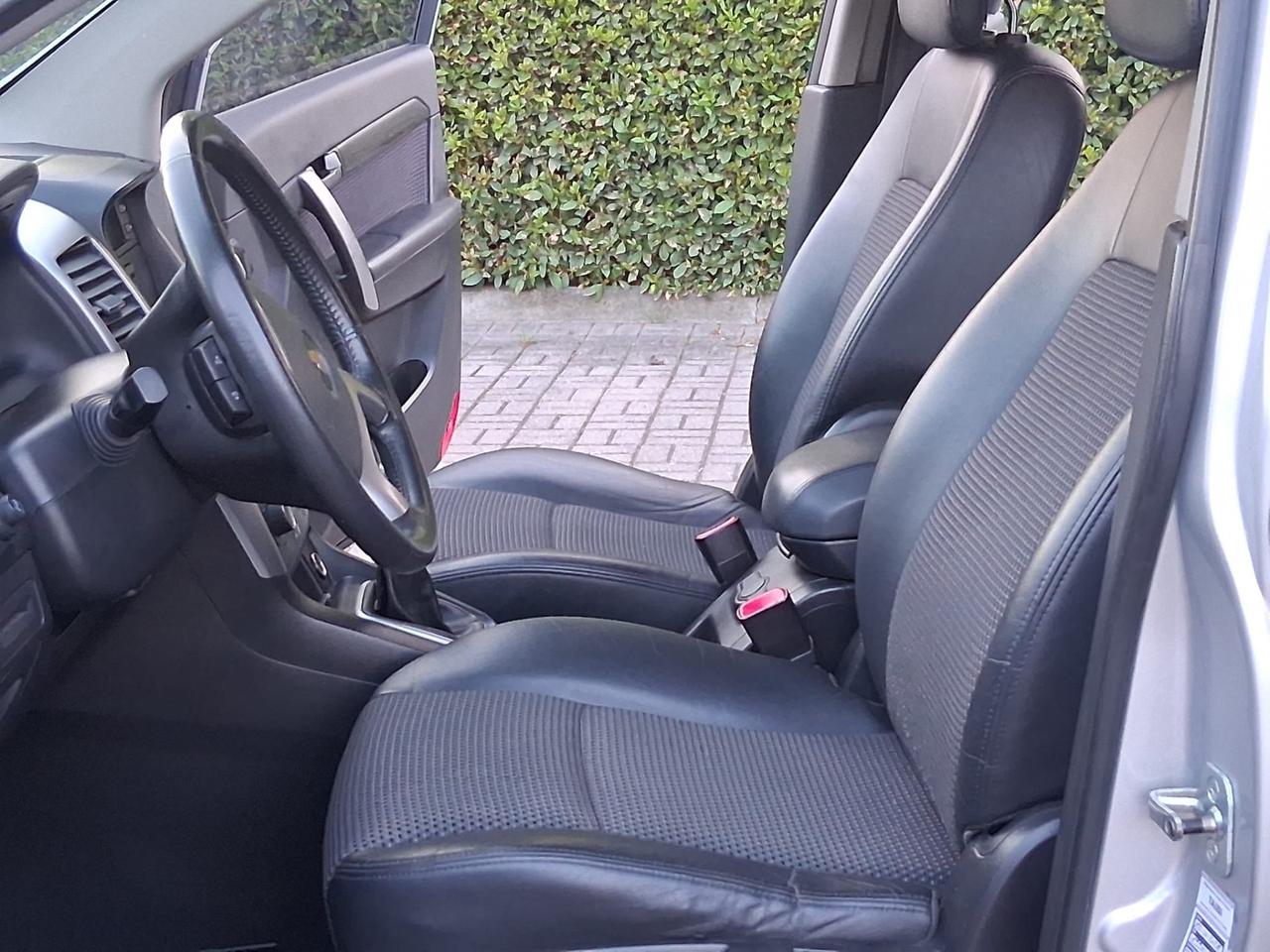 Chevrolet Captiva 2.4 2WD GPL Eco Logic...CELL 320 147 1147 WUATSAPP