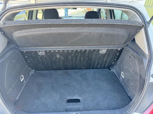 OPEL Corsa 1.2 85CV 5 porte GPL-TECH NEOPATENTATI