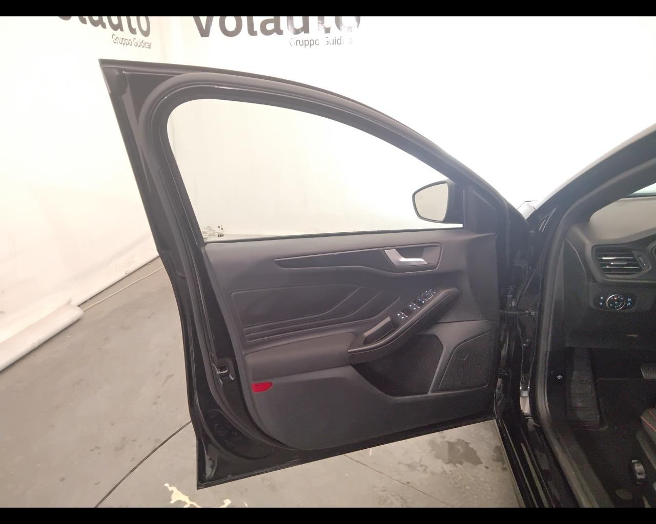 FORD Focus V 2022 - Focus 1.5 ecoblue ST-Line 115cv auto